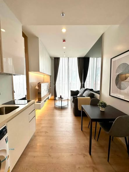 living room of Noble BE 19