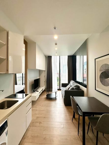living room and kitchen of Noble BE 19