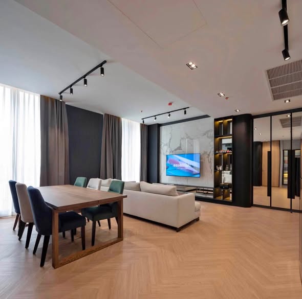 living room and room interior of Noble BE 19