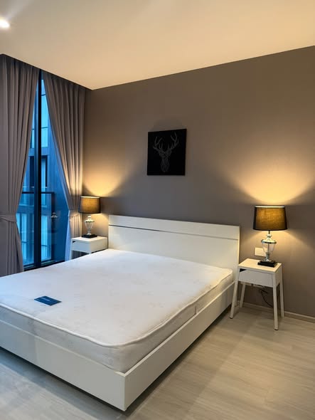 bedroom of Noble Ploenchit