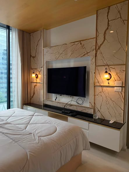 bedroom of Noble Ploenchit