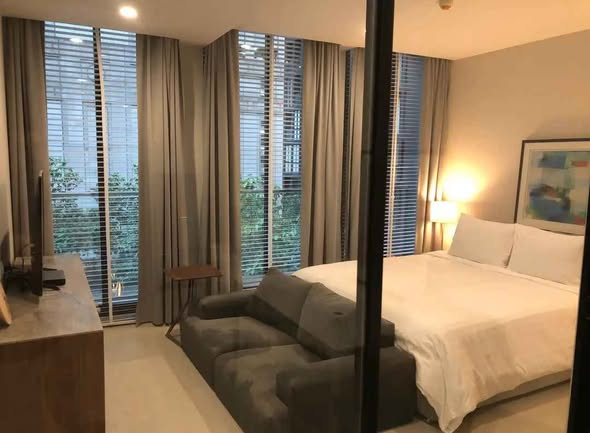 bedroom and room interior of Noble Ploenchit