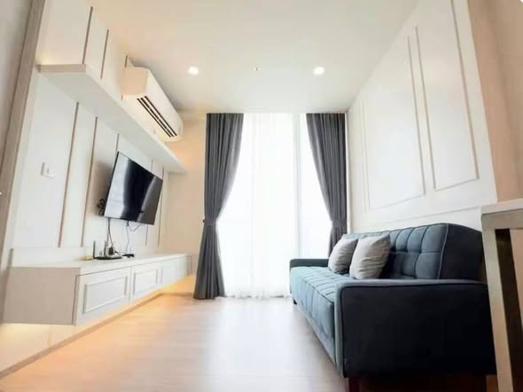 bedroom and living room of Noble Recole