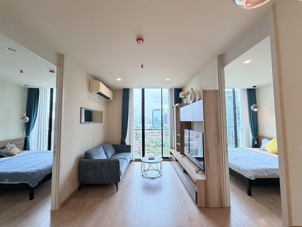 bedroom and room interior of Noble Recole