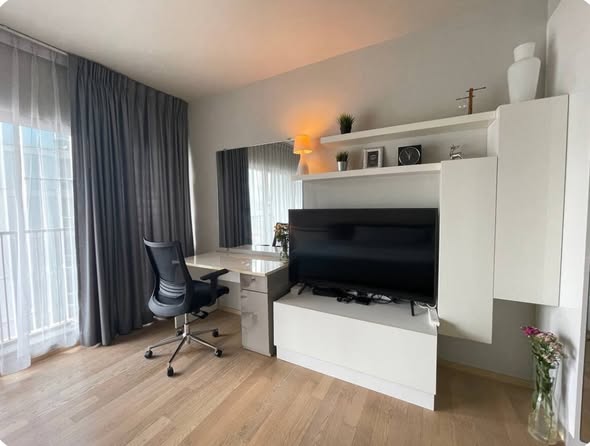 bedroom and living room of Noble Refine