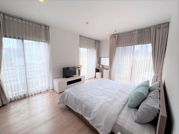 bedroom and room interior of Noble Refine