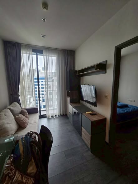 bedroom of Noble Remix