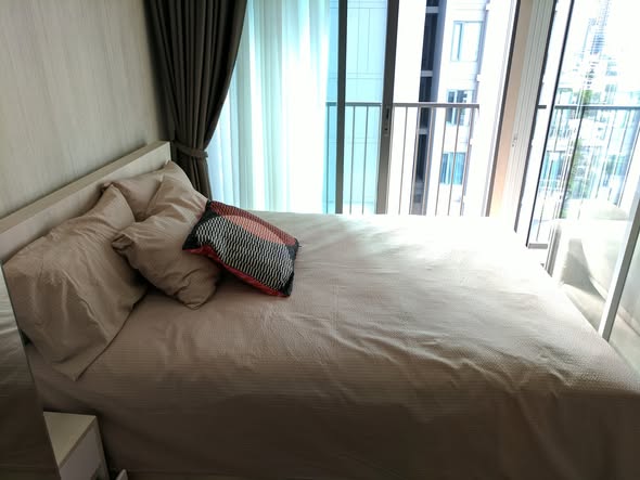 bedroom of Noble Remix