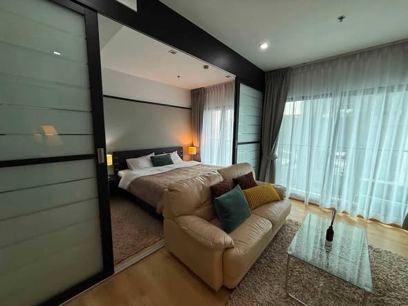 bedroom and room interior of Noble Remix