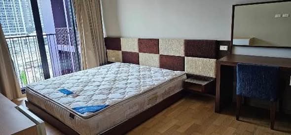 bedroom of Noble Reveal
