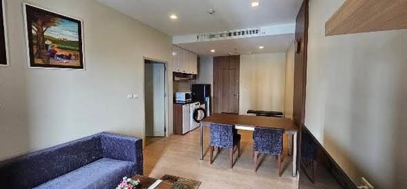 living room of Noble Reveal