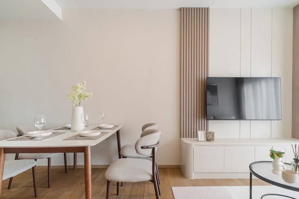 living room and room interior of Noble Reveal