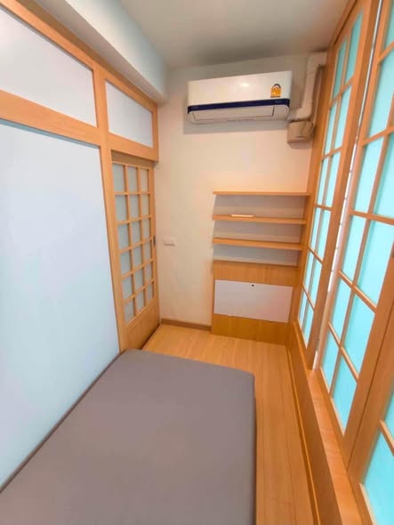 bedroom of Noble Revent