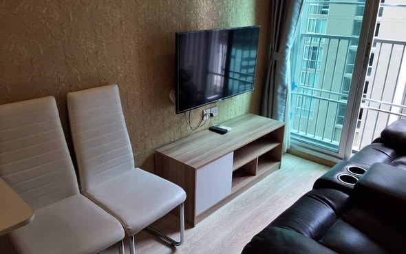bedroom and living room of Noble Revolve Ratchada 1