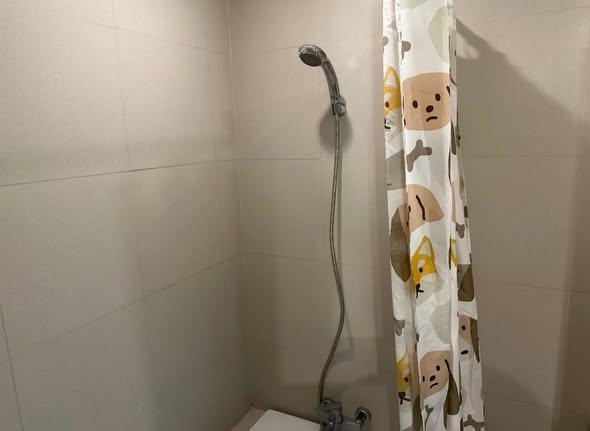 bathroom of Noble Solo