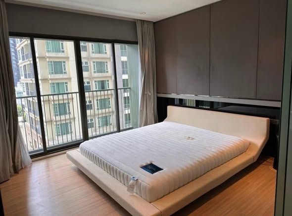 bedroom of Noble Solo