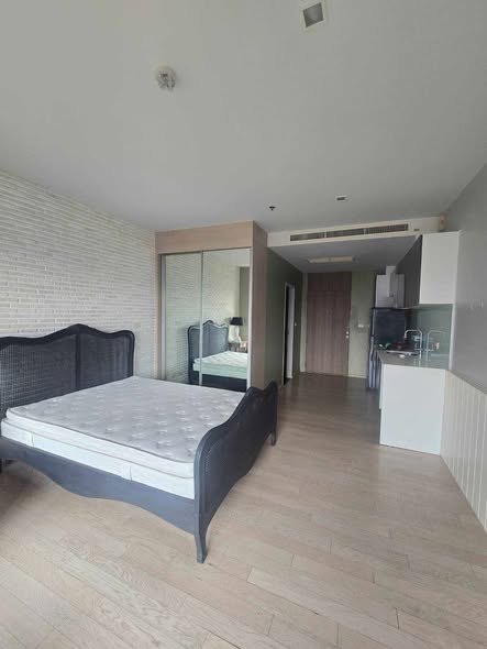 bedroom of Noble Solo