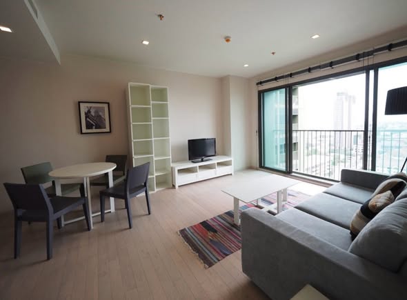 living room and room interior of Noble Solo