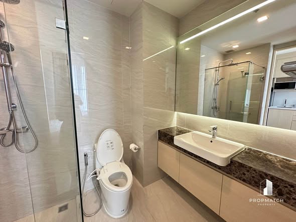 bathroom of Noble State Sukhumvit 39
