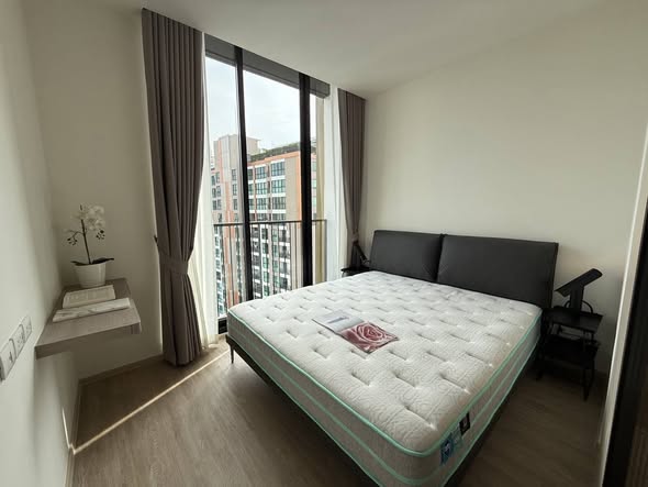 bedroom of Noble State Sukhumvit 39