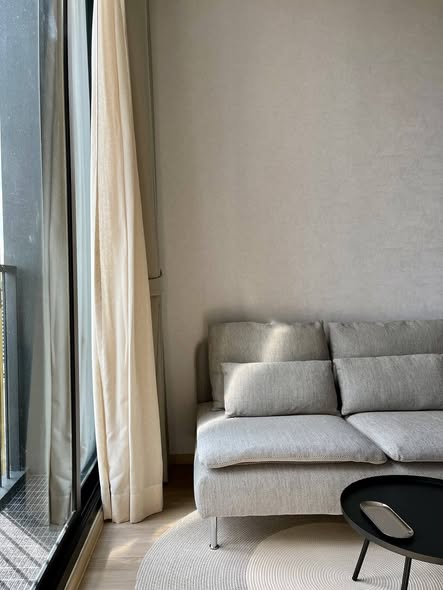 bedroom and living room of Noble State Sukhumvit 39