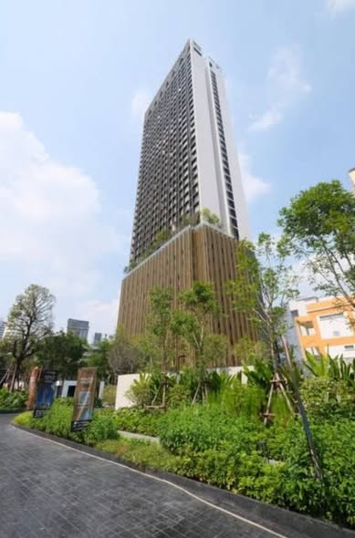 Noble State Sukhumvit 39