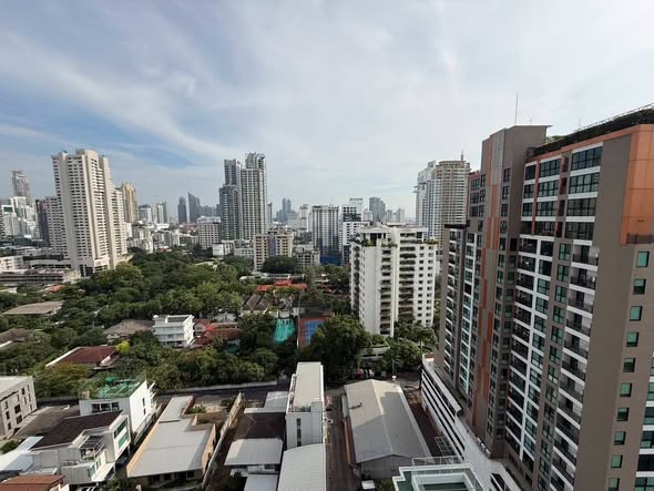 Noble State Sukhumvit 39