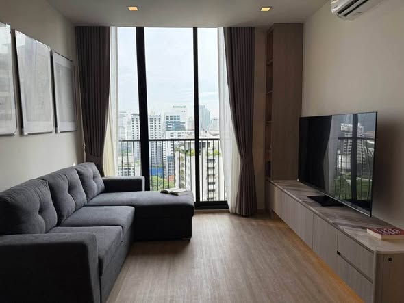 living room and bedroom of Noble State Sukhumvit 39
