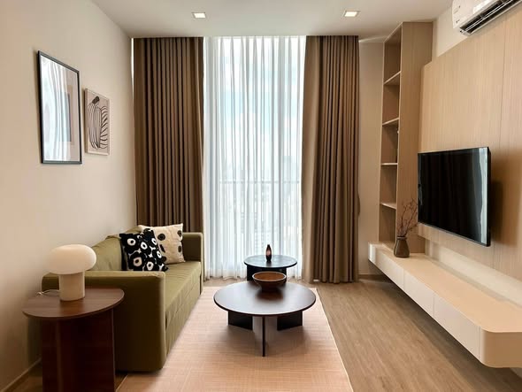 living room and bedroom of Noble State Sukhumvit 39