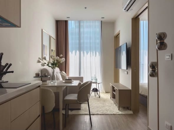 living room and bedroom and room interior and bathroom of Noble State Sukhumvit 39