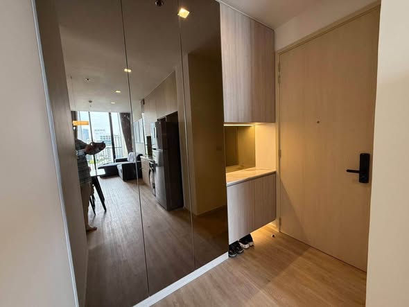 room interior of Noble State Sukhumvit 39