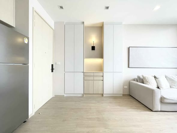 room interior of Noble State Sukhumvit 39