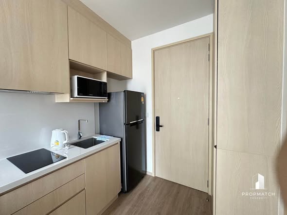 room interior of Noble State Sukhumvit 39