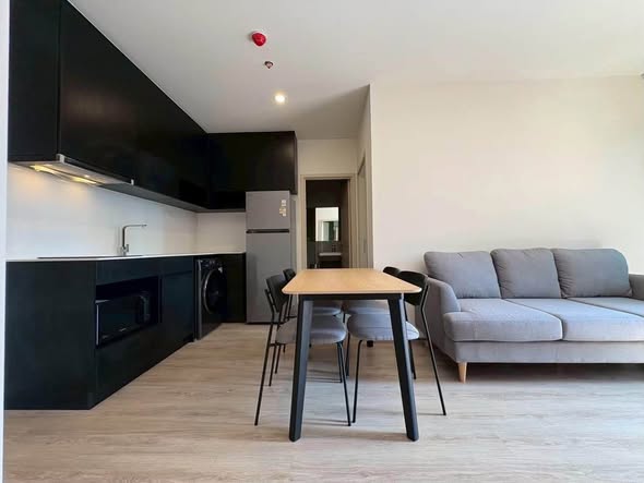 living room of Nue District R9