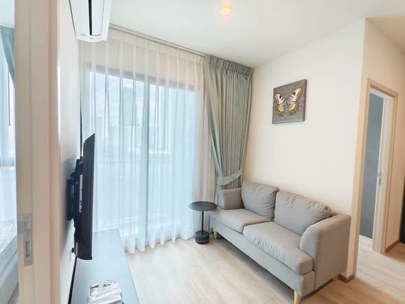 living room and bedroom of Nue District R9
