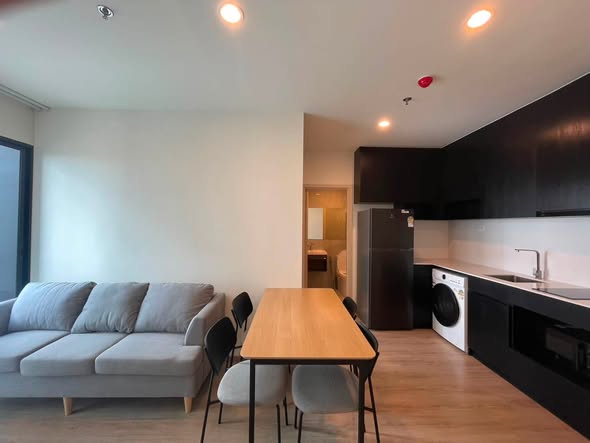 living room and room interior of Nue District R9