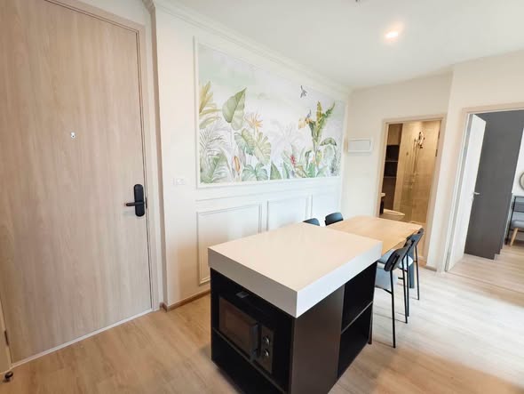 room interior and kitchen of Nue District R9