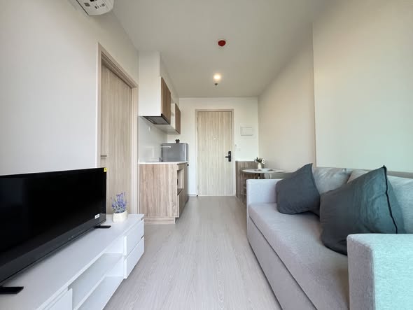 living room and room interior of นิว โนเบิล ไฟฉาย-วังหลัง NUE Noble Faichai – Wang Lang
