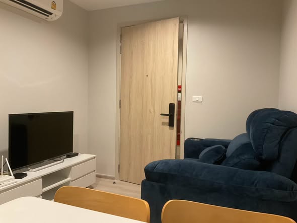 bedroom and room interior of NUE Noble Srinakarin Lasalle นิว โนเบิล ศรีนครินทร์ – ลาซาล