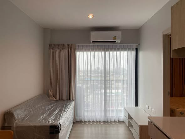 bedroom and room interior of NUE Noble Srinakarin Lasalle นิว โนเบิล ศรีนครินทร์ – ลาซาล