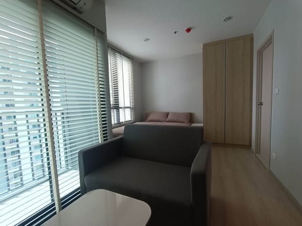 bedroom and room interior of NUE Noble Srinakarin Lasalle นิว โนเบิล ศรีนครินทร์ – ลาซาล