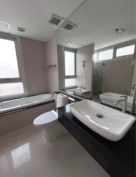 bathroom of Nusasiri Grand Condo