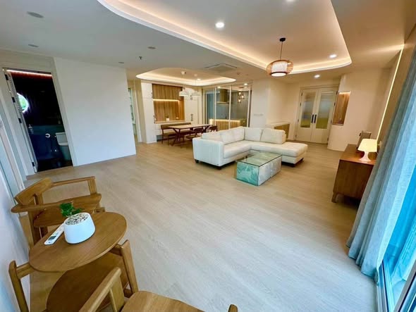 bedroom and living room of Nusasiri Grand Condo