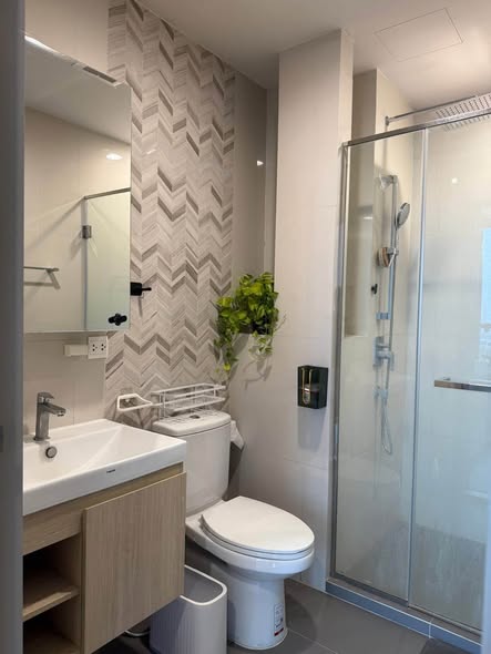 bathroom of Oka Haus