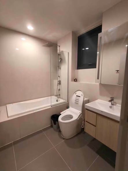 bathroom of Oka Haus