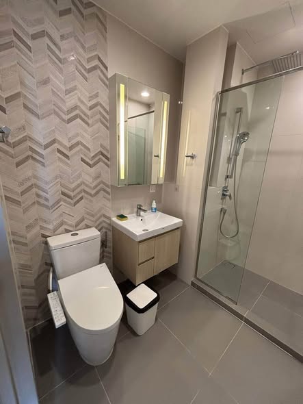 bathroom of Oka Haus