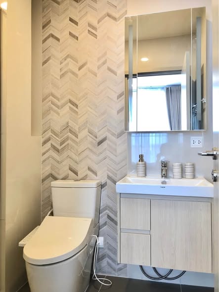 bathroom of Oka Haus