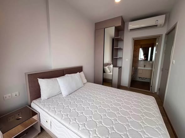 bedroom of Oka Haus