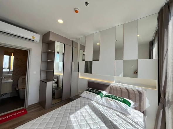 bedroom of Oka Haus