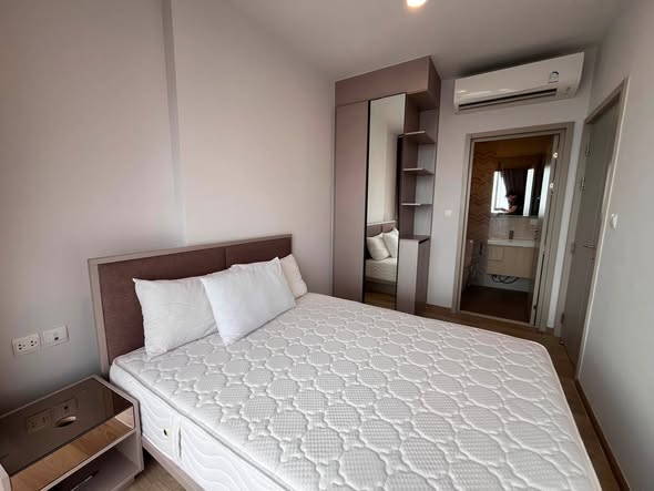 bedroom of Oka Haus